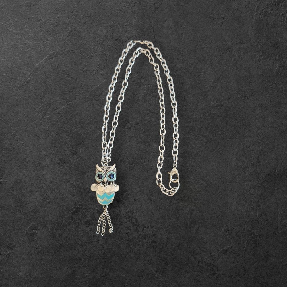Unbranded Silvertone Owl Dangle Pendant Necklace Fashion Jewlery